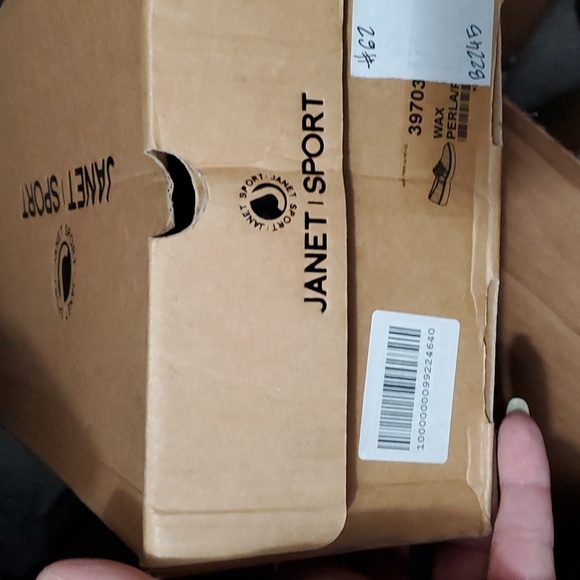 NIB sz 38 Janet Sport sneakers - Picture 5 of 5